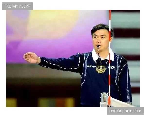 裁判在比赛中具体承担哪些核心职责与判罚权限